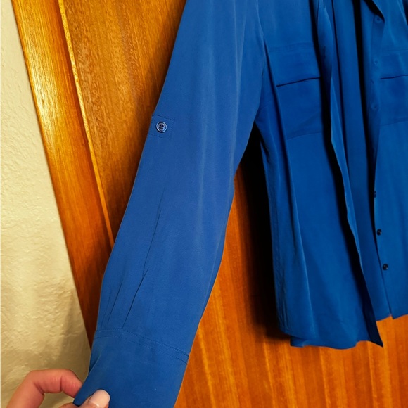 Silk blouse, beautiful! Ultra rich feel. 100% satin but not shiny. - Picture 7 of 8